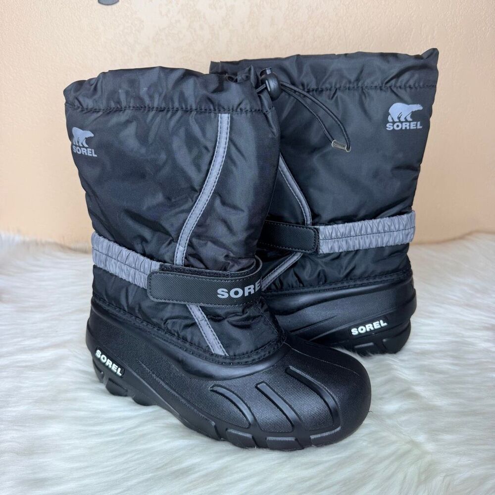 Sorel Black Youth Flurry Cold Weather Snow Boots Size 4